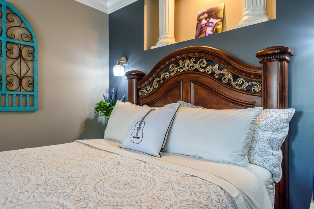 Brookside Inn Boutique Hotel Абътсфорд Екстериор снимка